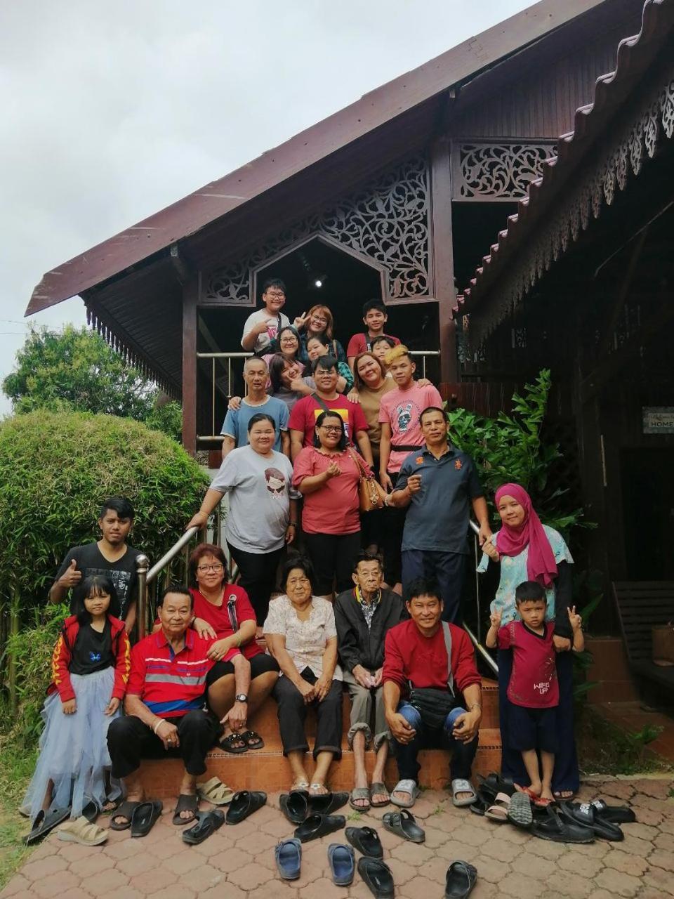 Bayu Beach Penarek Kampung Penarik Exterior foto