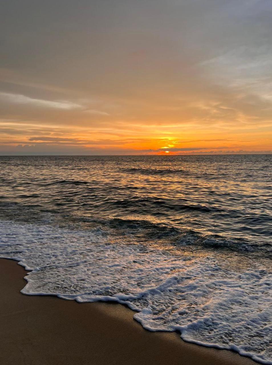 Bayu Beach Penarek Kampung Penarik Exterior foto