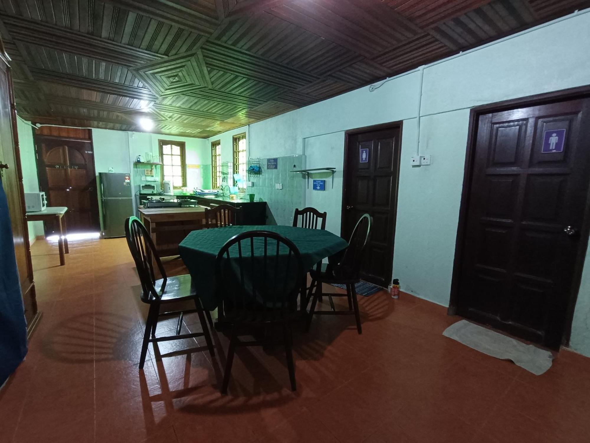 Bayu Beach Penarek Kampung Penarik Quarto foto